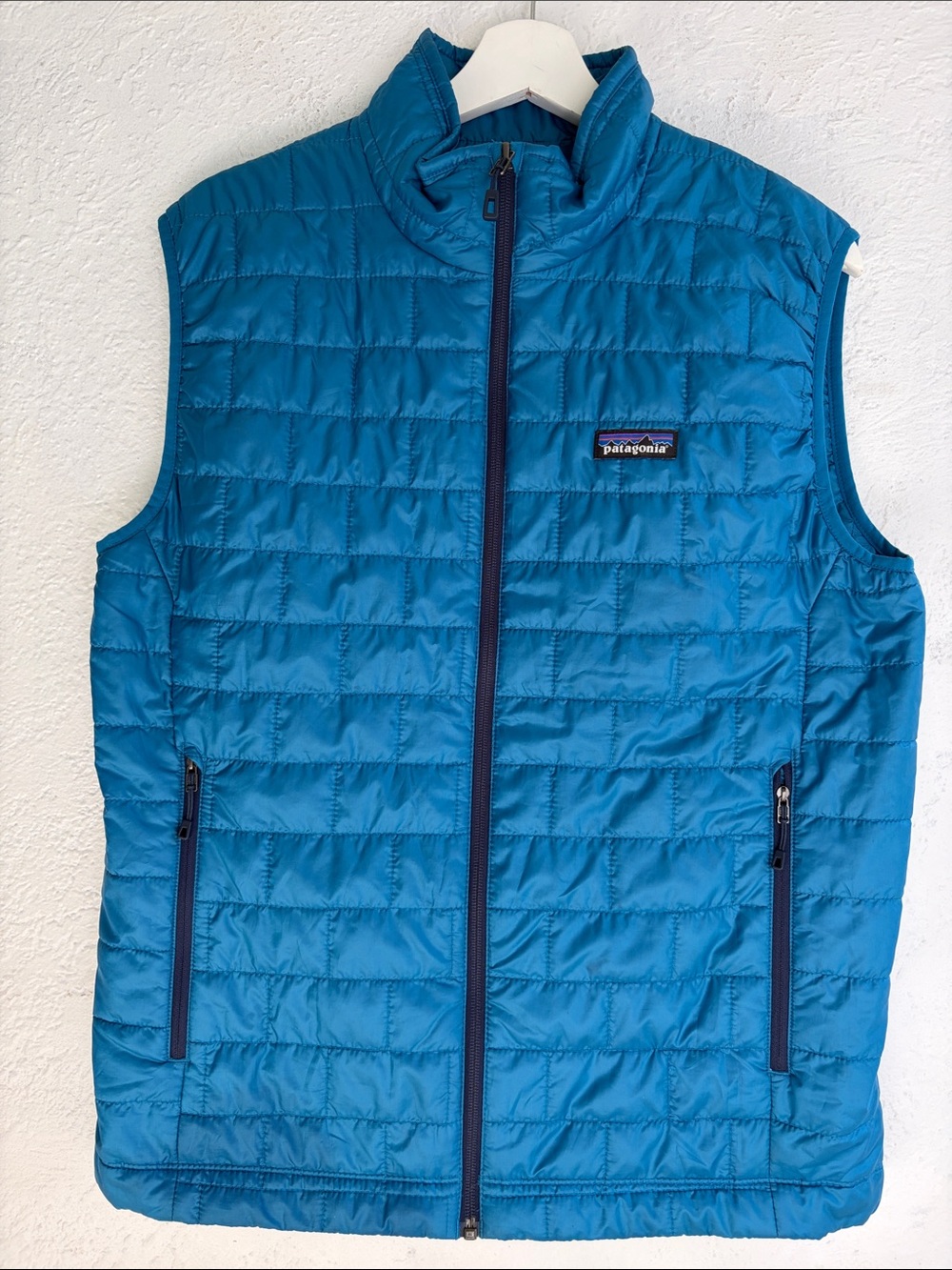 Patagonia Men's Teal Blue Quilted Vest